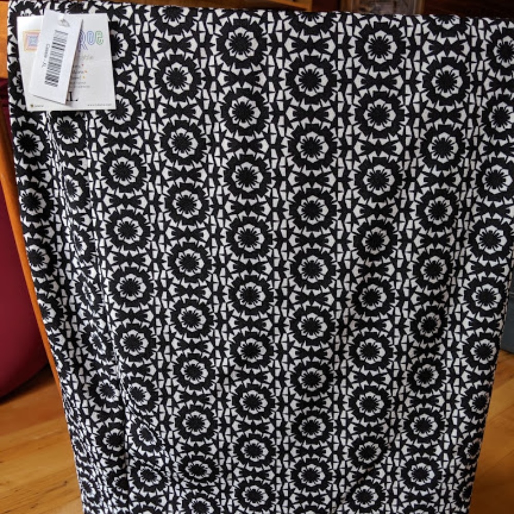 Cassie Pencil Skirt